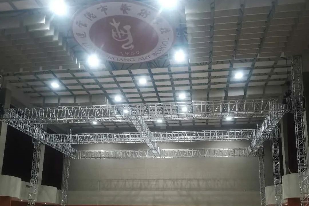 江蘇連云港藝術學校體育館-1